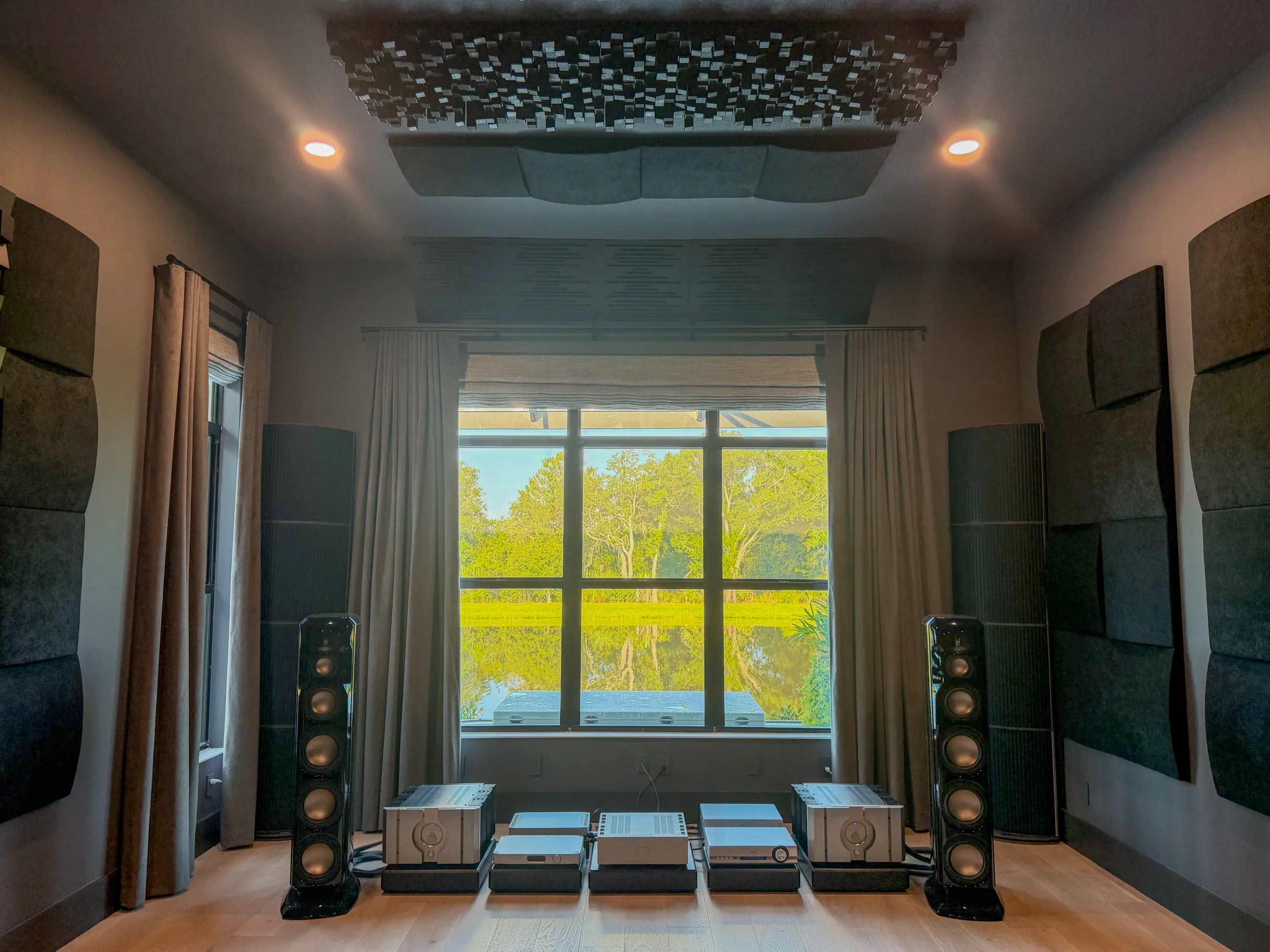 The Waterside Vista Listening Room: A Hi-Fi Acoustic Treatment in the USA