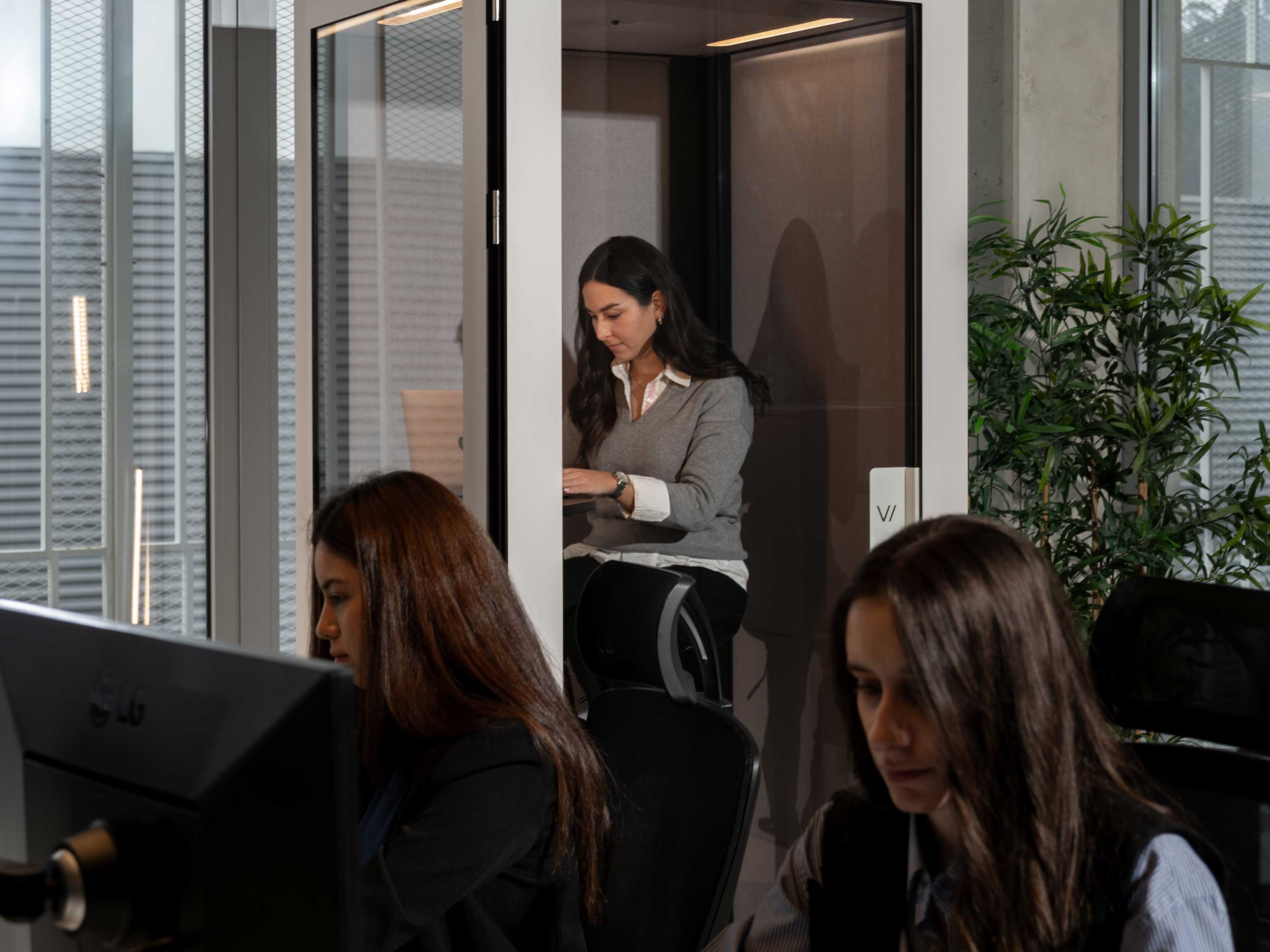 VicBooth Office Plus Phone Booth