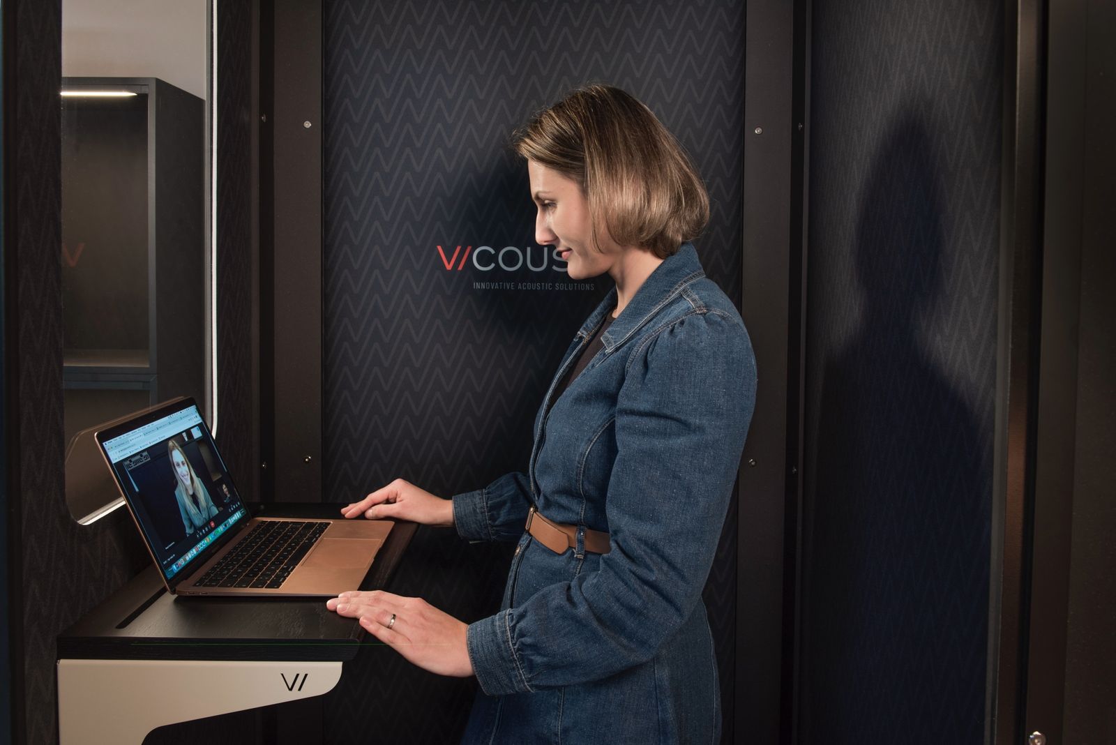 VicBooth Office Phone Booth