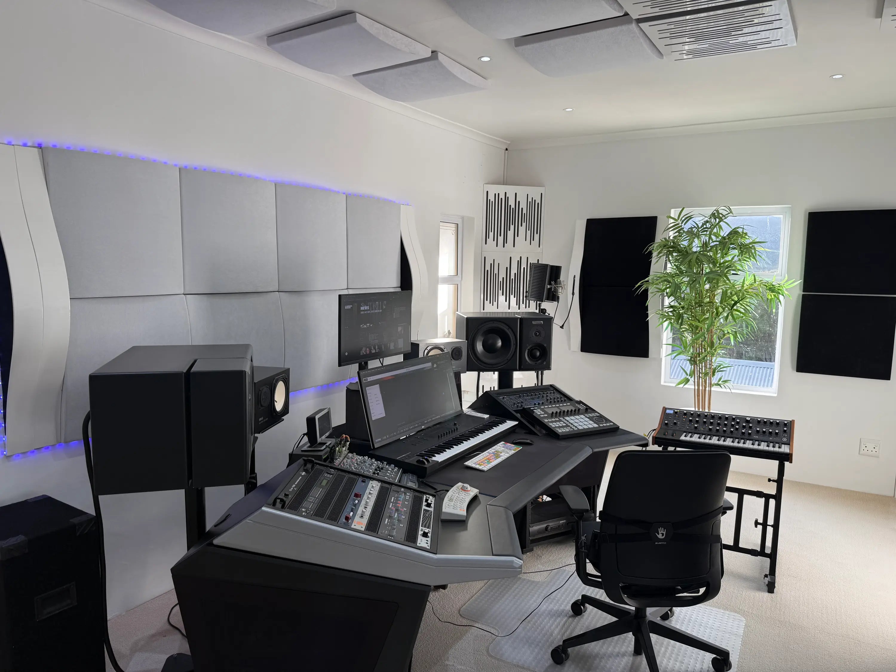 Phos4traxx Productions: Acoustic Treatment for a Cape Town Production Studio