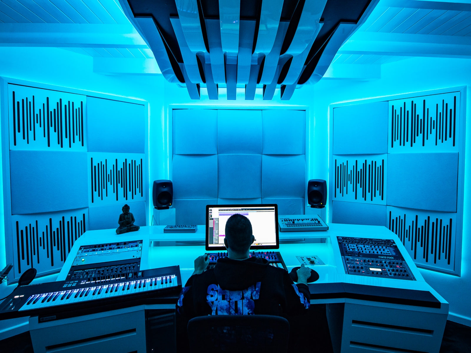 DJ Brennan Heart Dream Studio