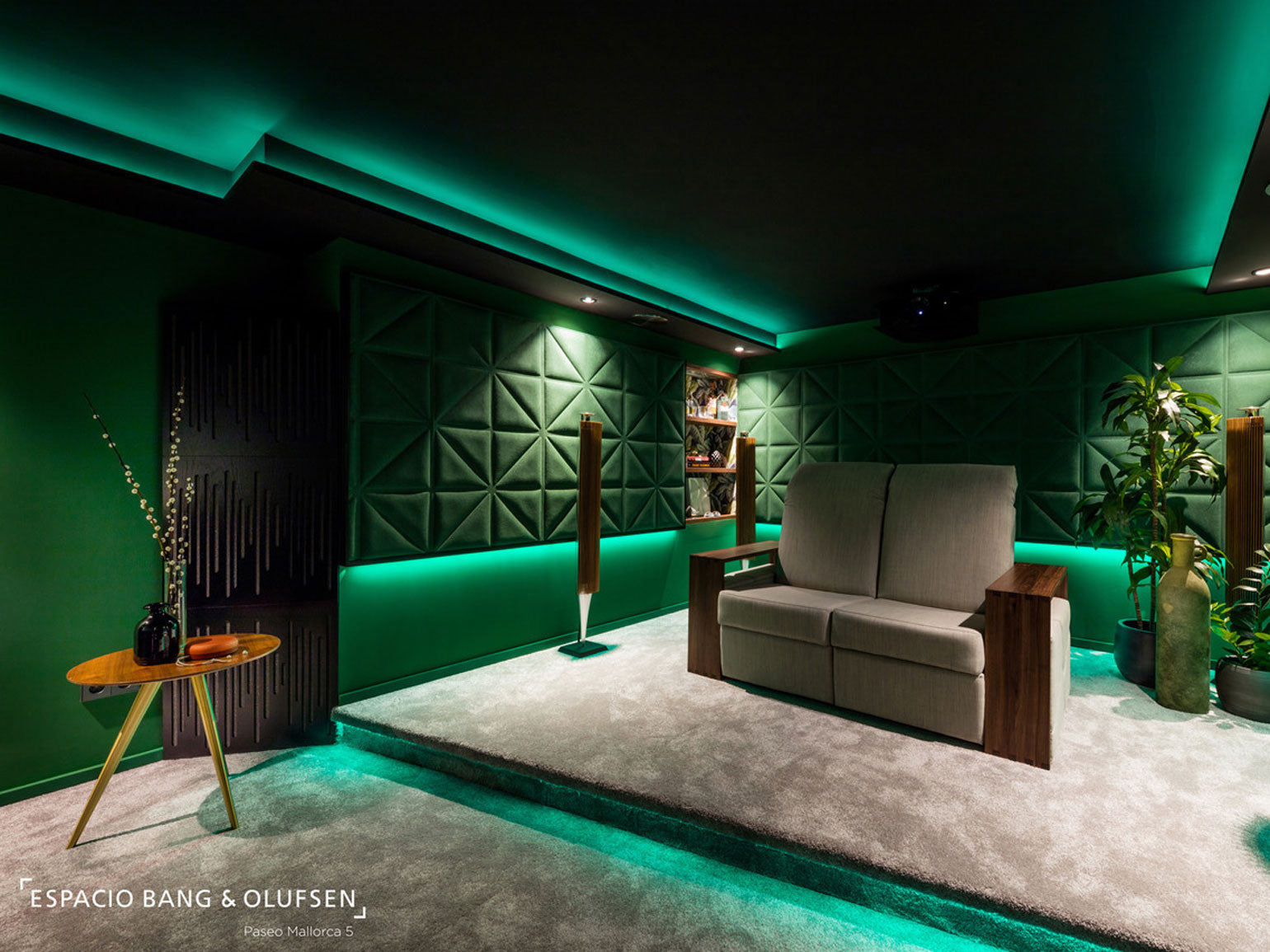 Bang & Olufsen (Espacio Scena)