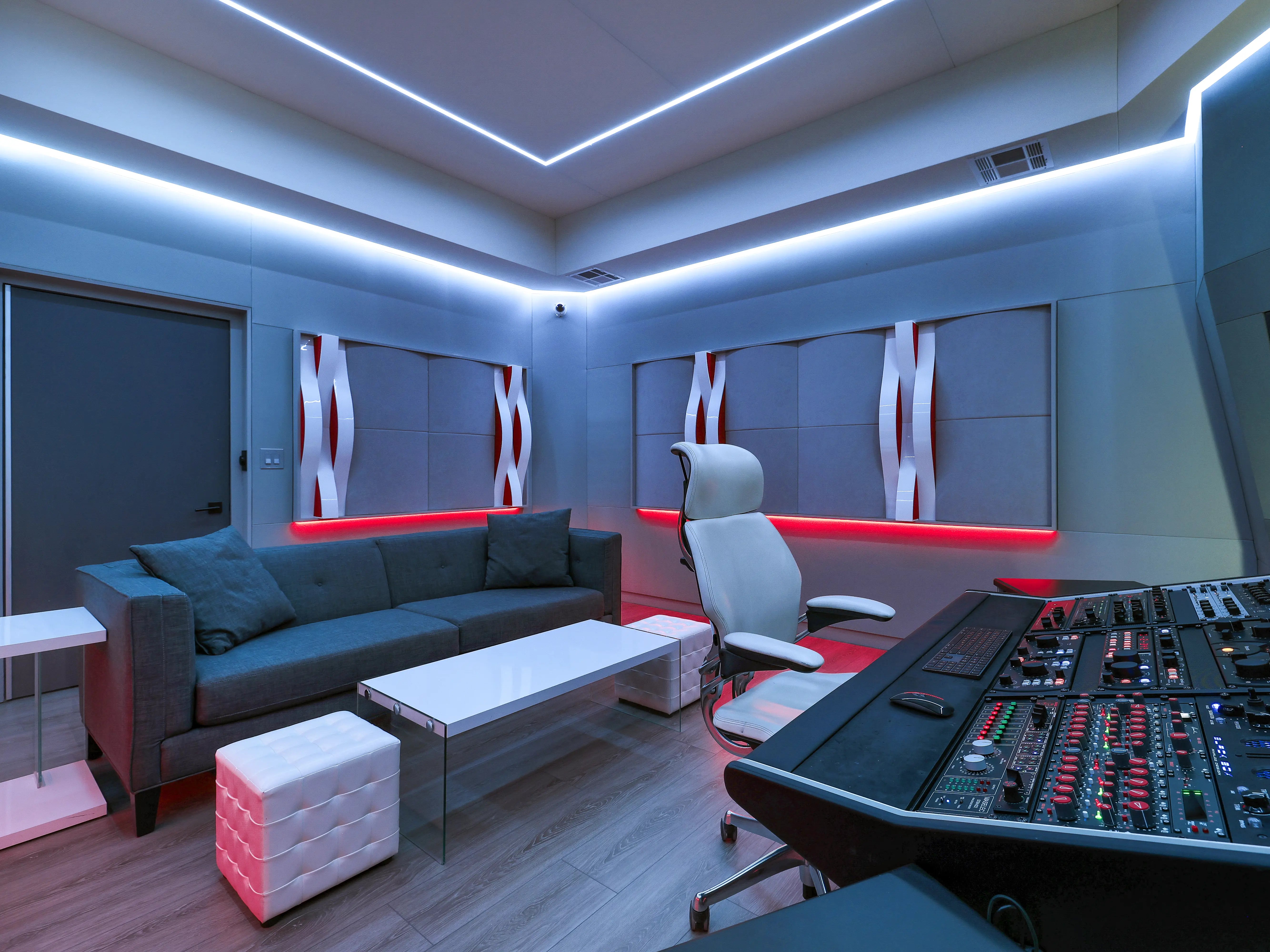 Studio DMI's New Room I – Vicoustic