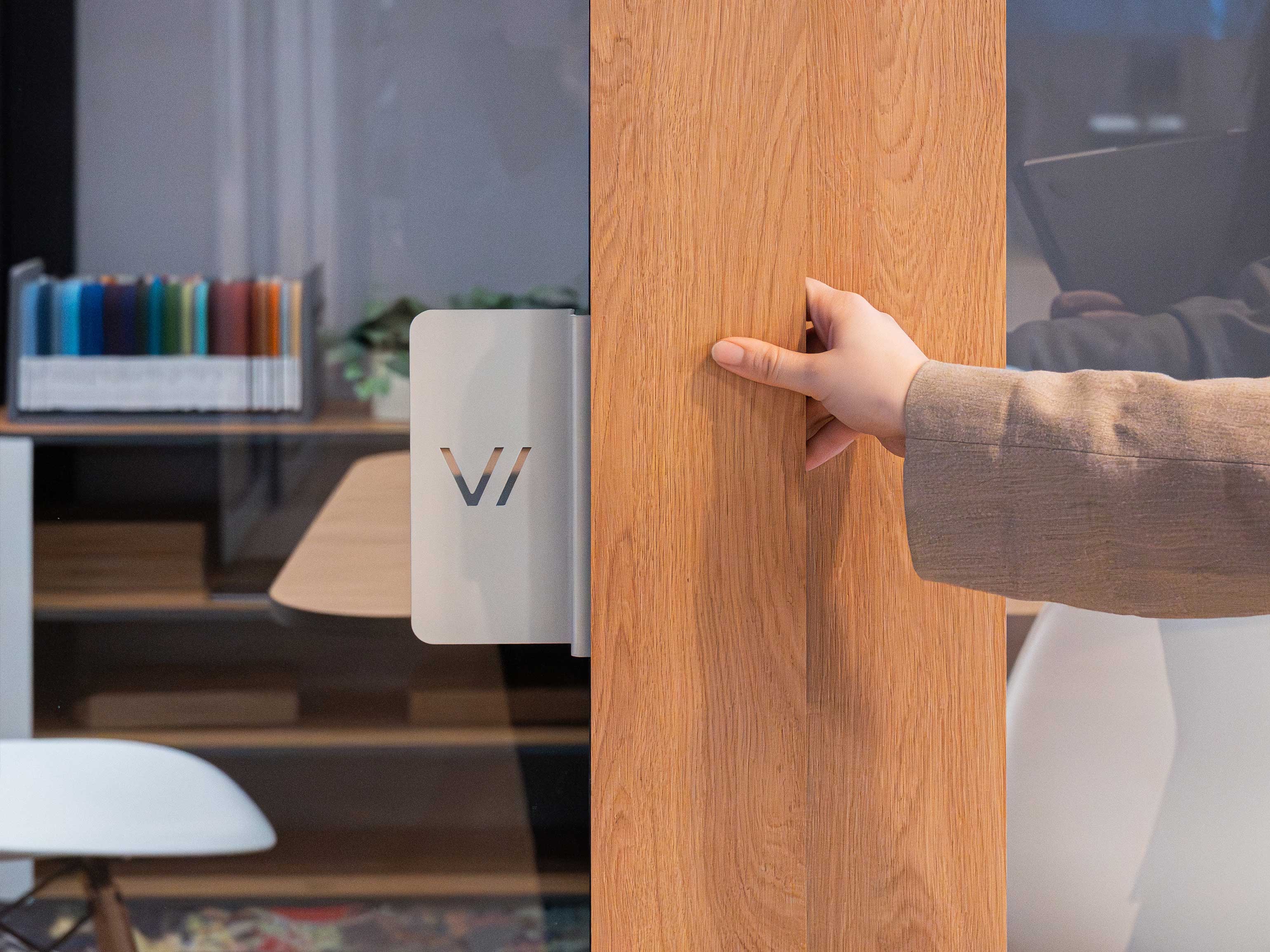 VicBooth Office Plus Meeting Booth