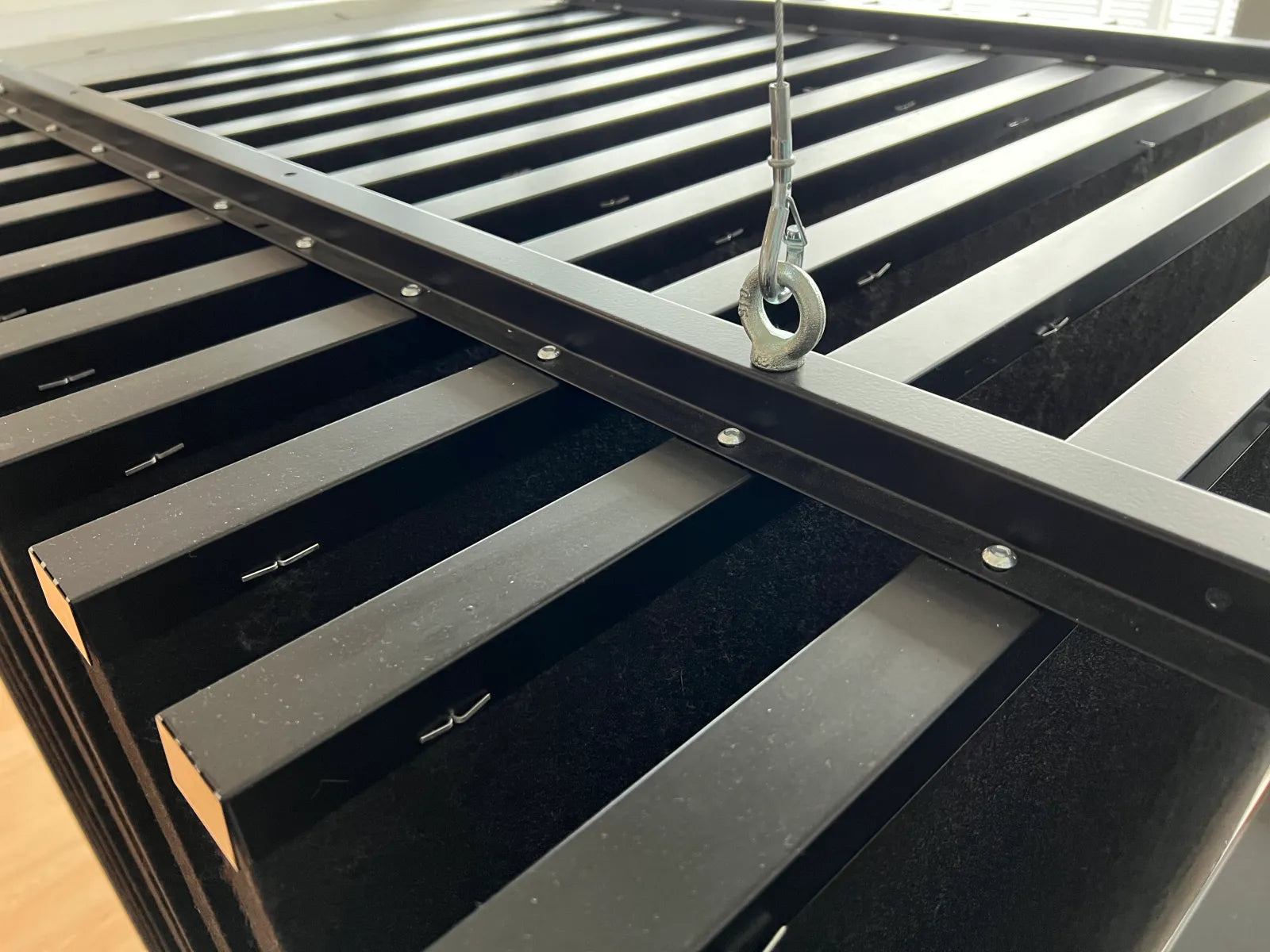 Suspended Baffle Set