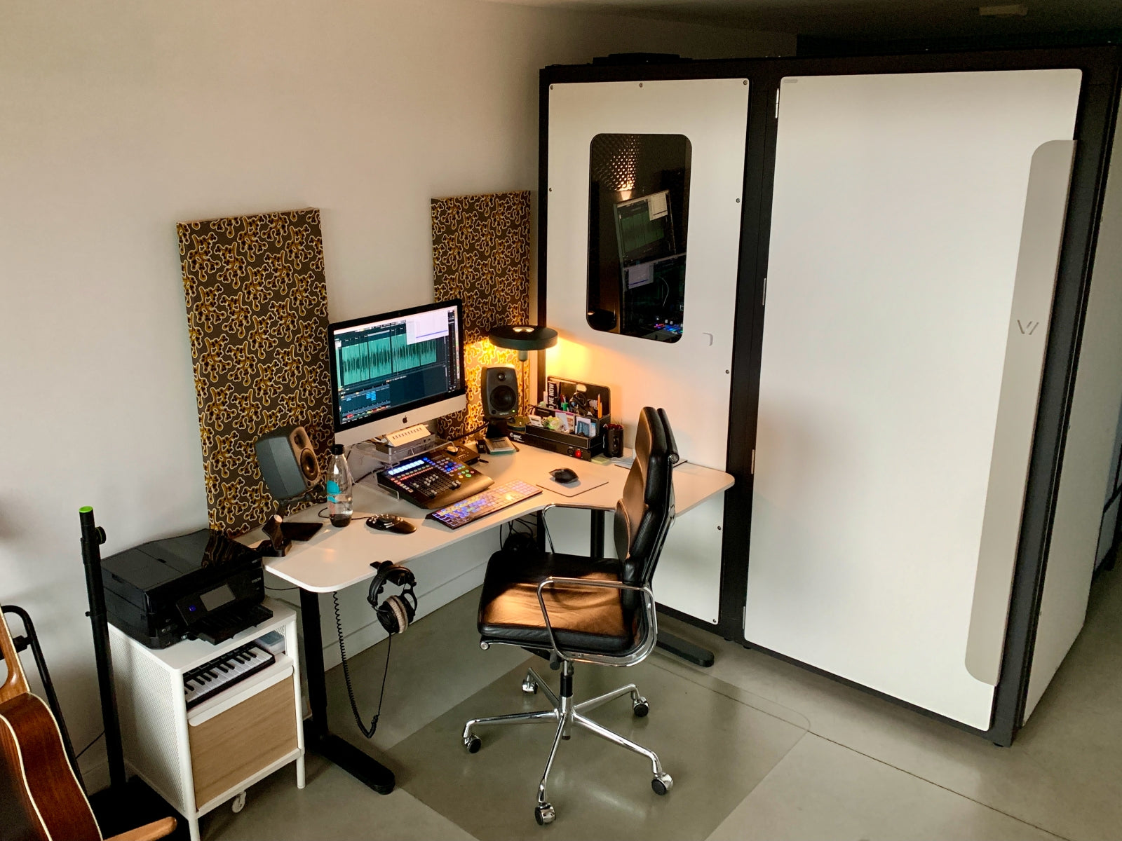 Vocal Recording in Acoustic Booth